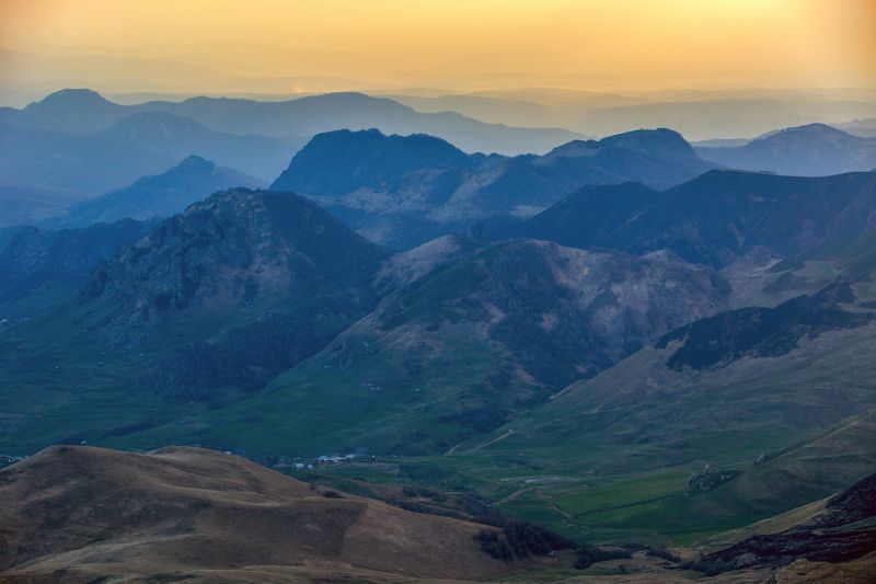 карачаево-черкесия ,кчр ,горы,    перевал  гум-баши ,закат Перевал Гум-Баши ... фото превью