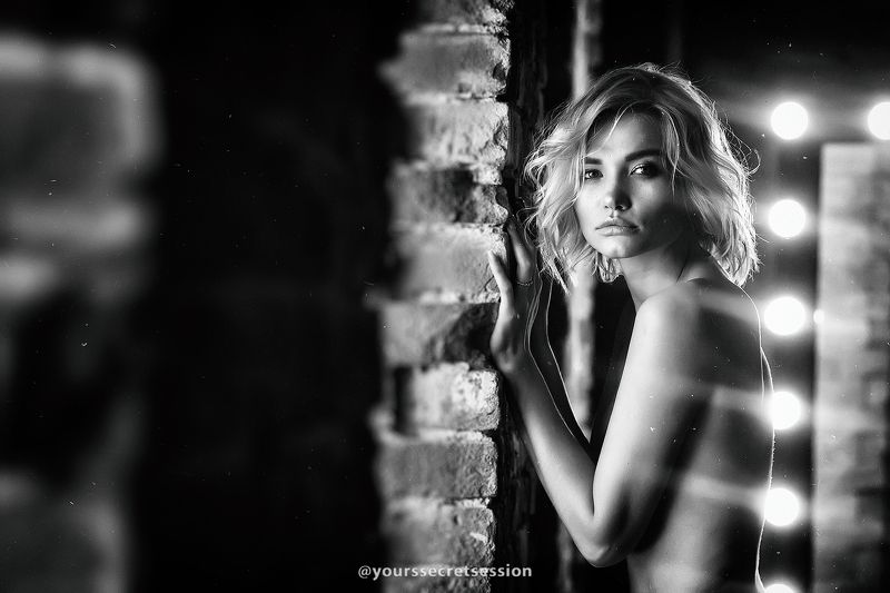 ню, девушка, портрет, чб Соф фото превью