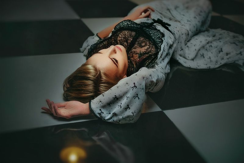 портрет, девушка, модель, взгляд  фото превью