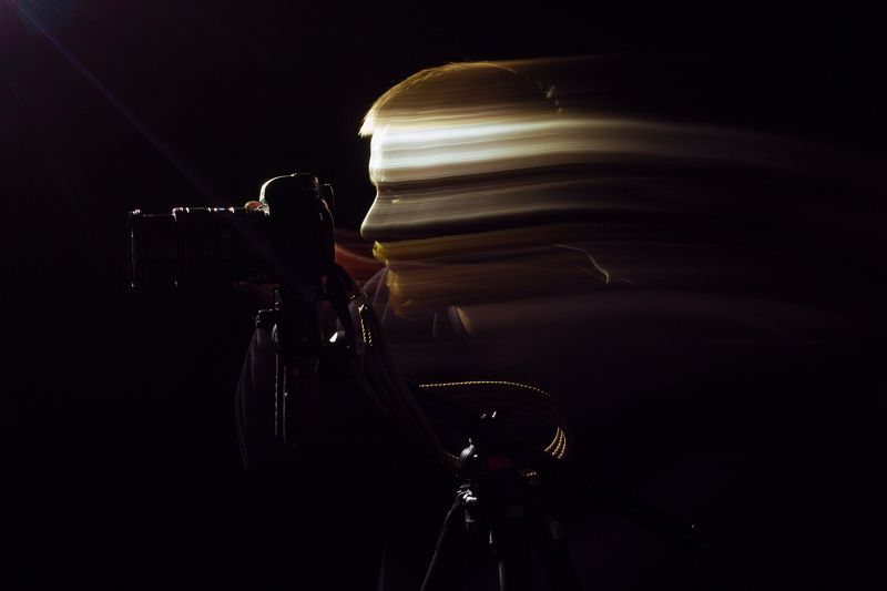 Автопортрет, длинная выдержка, фотодинамизм, рисование светом, light painting, light art, long exposure, selportrait, Автопортрет фото превью