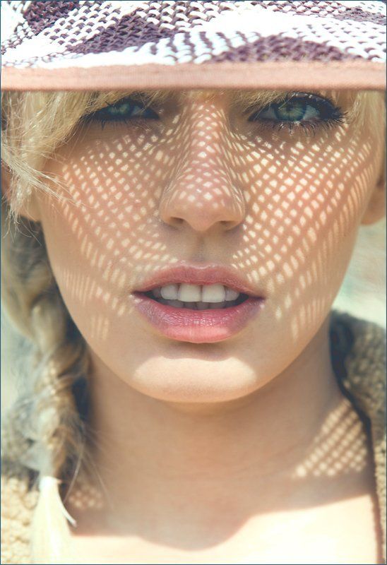 under the sun фото превью