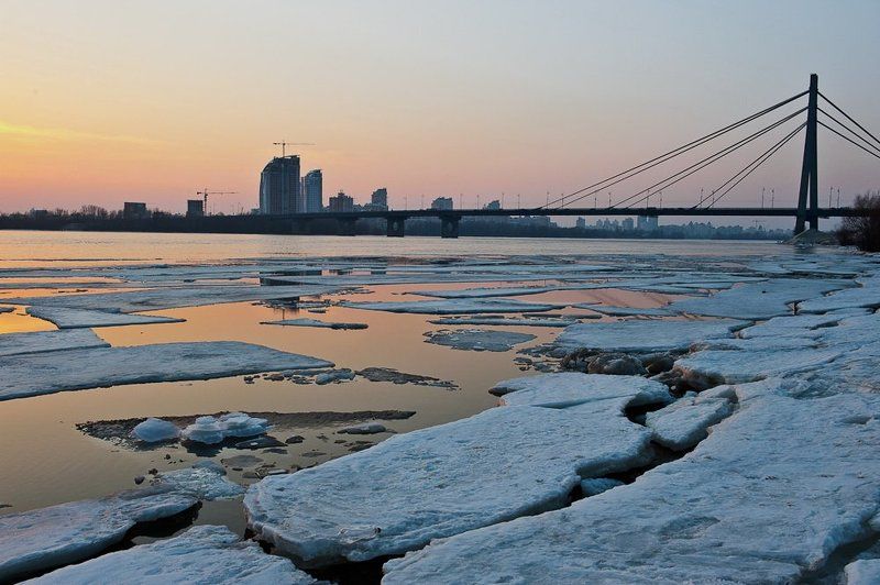 киев, днепр, весна, март, река, лед, закат Ледяная тишина.. фото превью