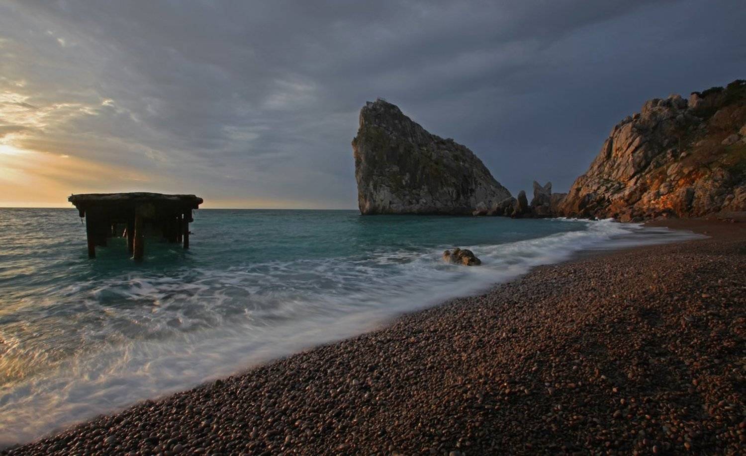 крым, вода, море, берег, скалы, симеиз, галька, свет, утро, рассвет, небо, облака, пейзаж,, Сергей Шульга