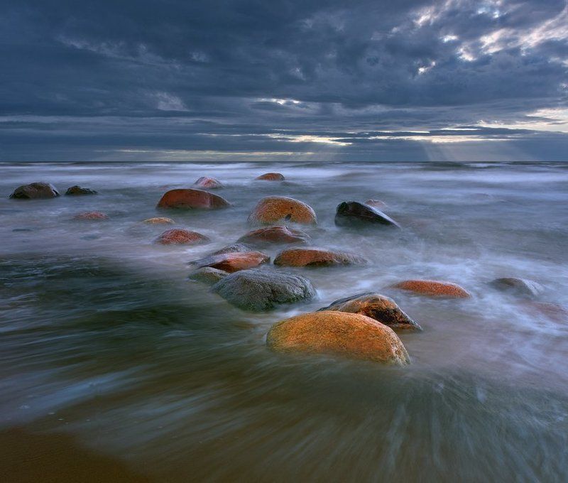 Камни Туи фото превью