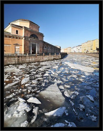 Цветная питерская зарисовка о солнечной Мойке