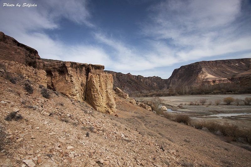 река, скалы, каньон Чарынский каньон. фото превью