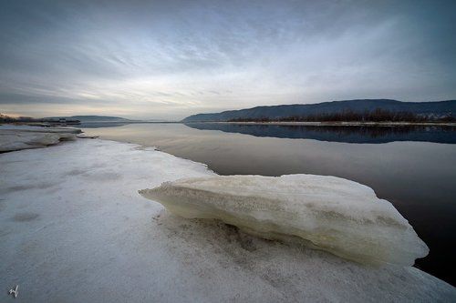 Апрель