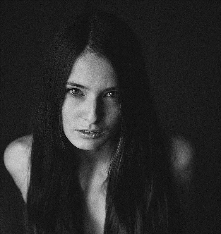 девушка,портрет,чб девушка фото превью