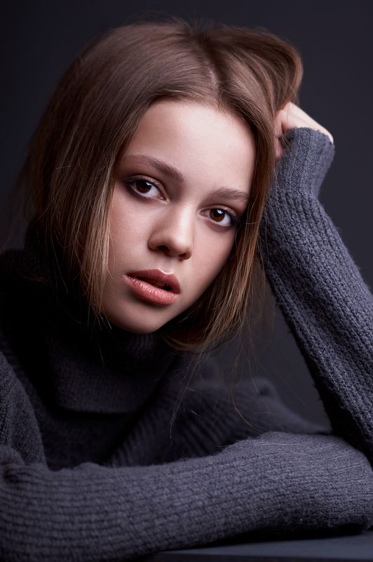 портрет, девушка, portrait, girl, eyes, beauty, low key Маша фото превью