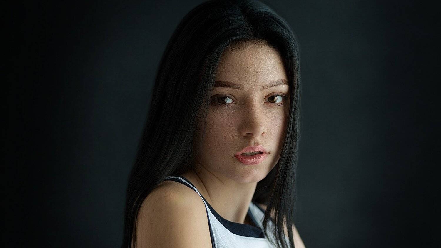 девушка, молодая, красивая, лицо, портрет, взгляд, красота, естественный свет, sigma, брюнетка, Евгений Сибиряев