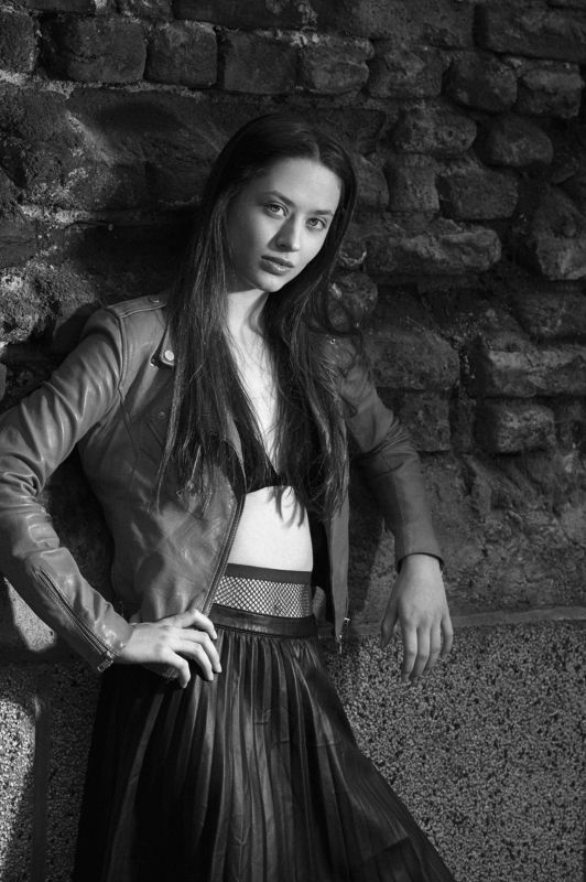 portrait , black & white , monochrome , pose , model , asen andreev , light , natural  Stella фото превью