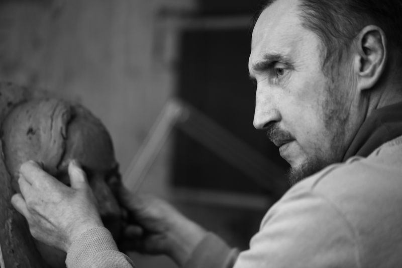 Скульптор фото превью