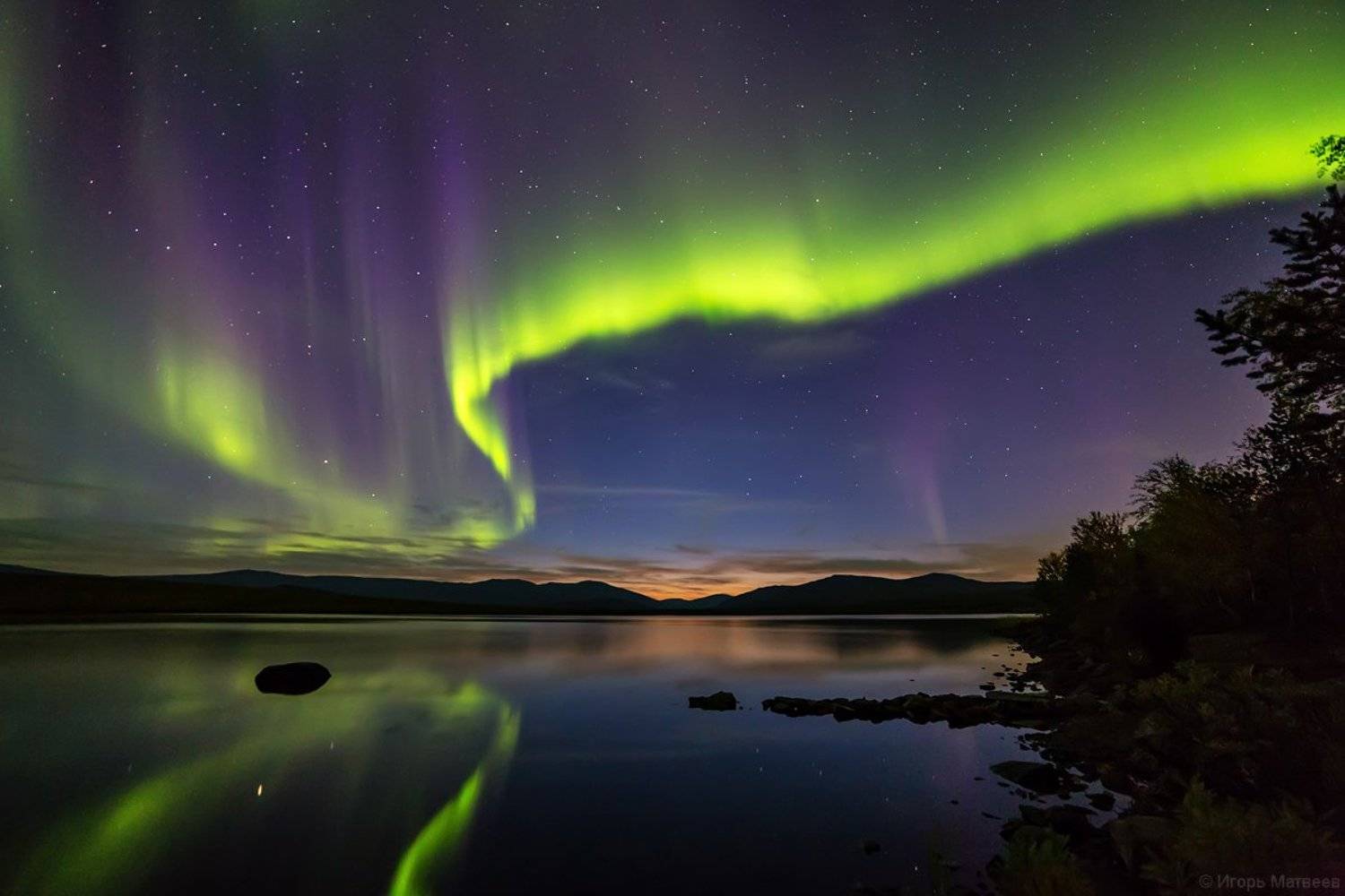 полярное,северное,сияние,ночь,озеро,горы,, Матвеев Игорь