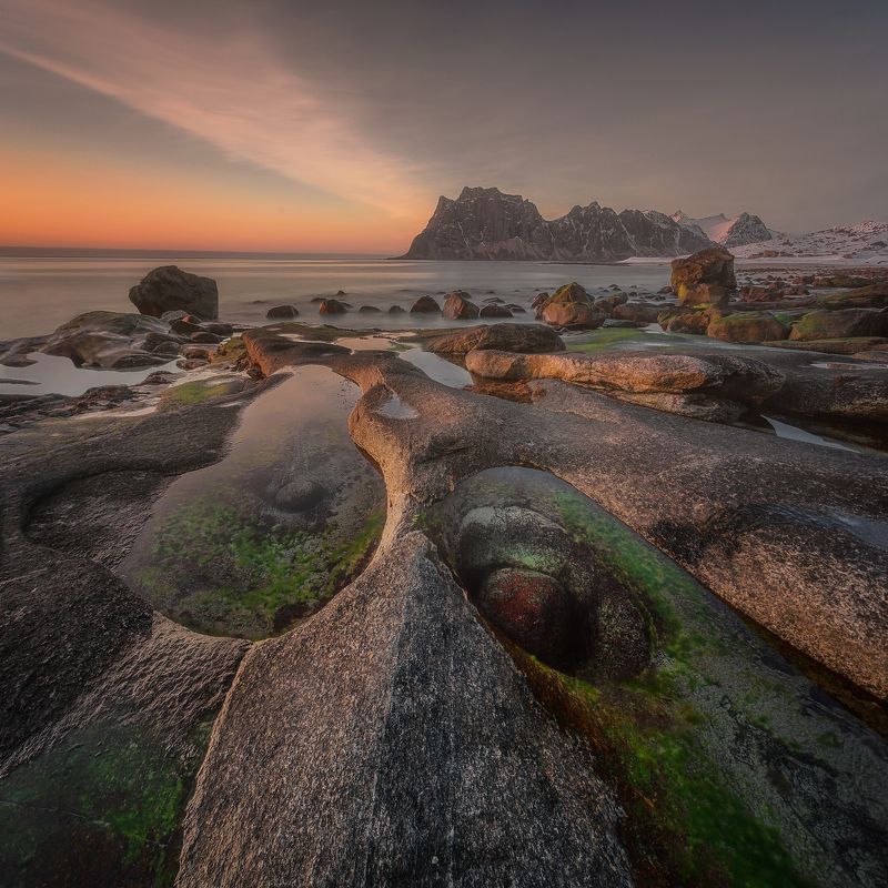 sunset, sunrise, beach, Norway, Lofoten, sea, stones, sun, longexposure Uttakleiv Beach, Norway фото превью