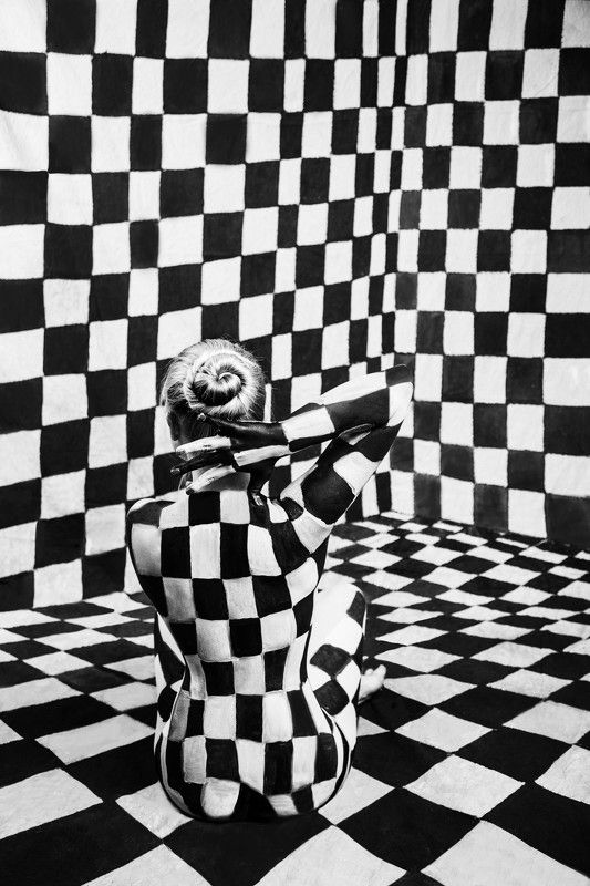 девушка, bodyart, тело, клетка, черное, белое Этюд в чб фото превью