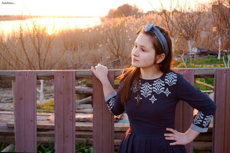 портрет,люди,образ,взгляд,лиля Портрет на закате. фото превью