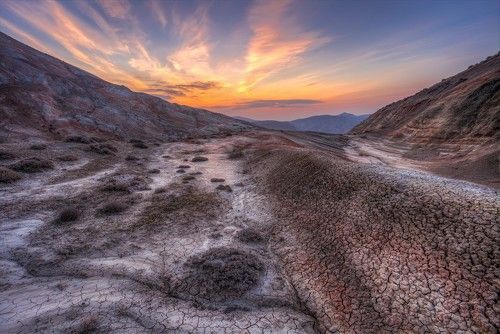 Рассвет в агатовых горах