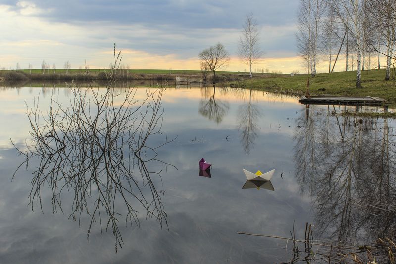 весна.пруд,озеро,кораблик,закат. О весне и корабликах... фото превью