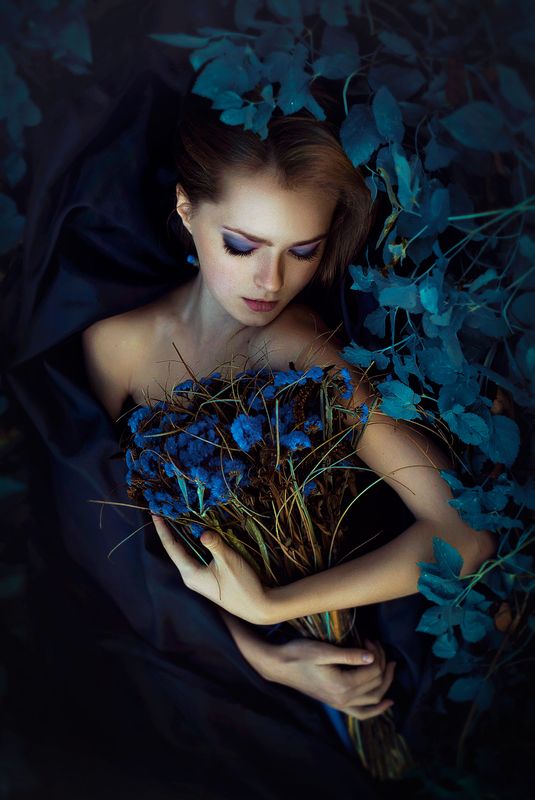 portrait, girl, портрет,style,light,blue,azure,picture,fashion,dream,model Azure фото превью