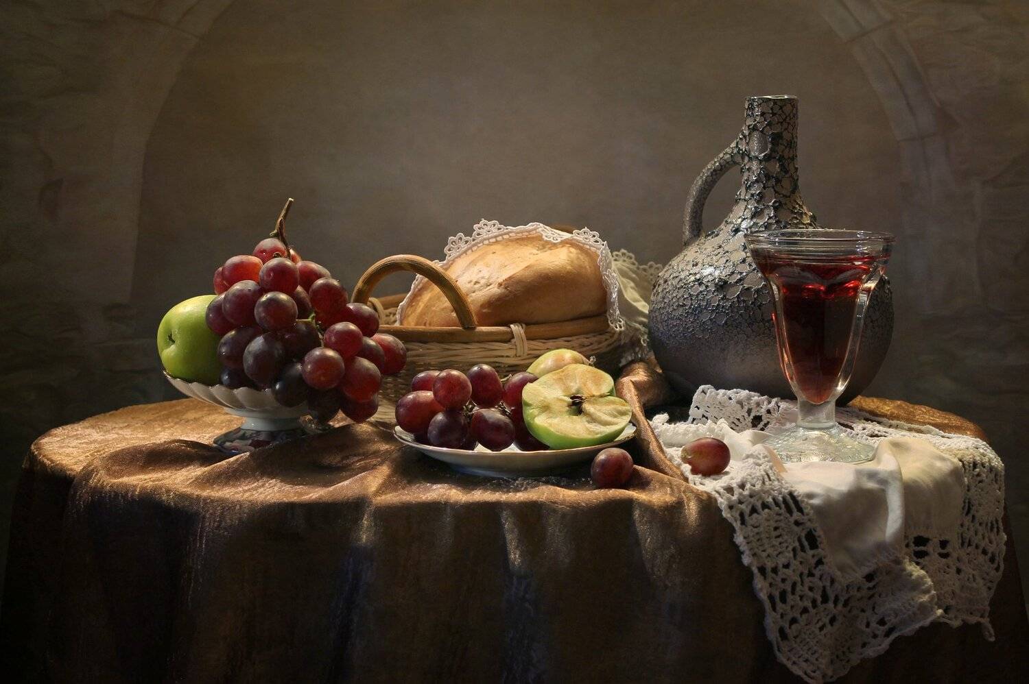 натюрморт, кувшин, виноград, корзина, хлеб, вино, Ковалева Светлана