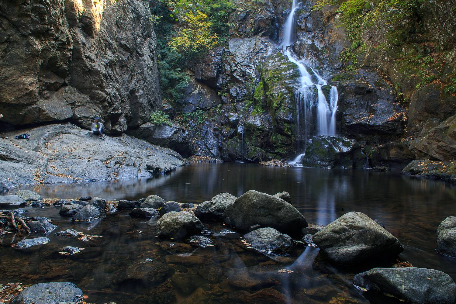 waterfall yalova turkey t&uuml;rkiye canon 6D 1-35 tamron nd water green rock , Taner Ragıpoğlu