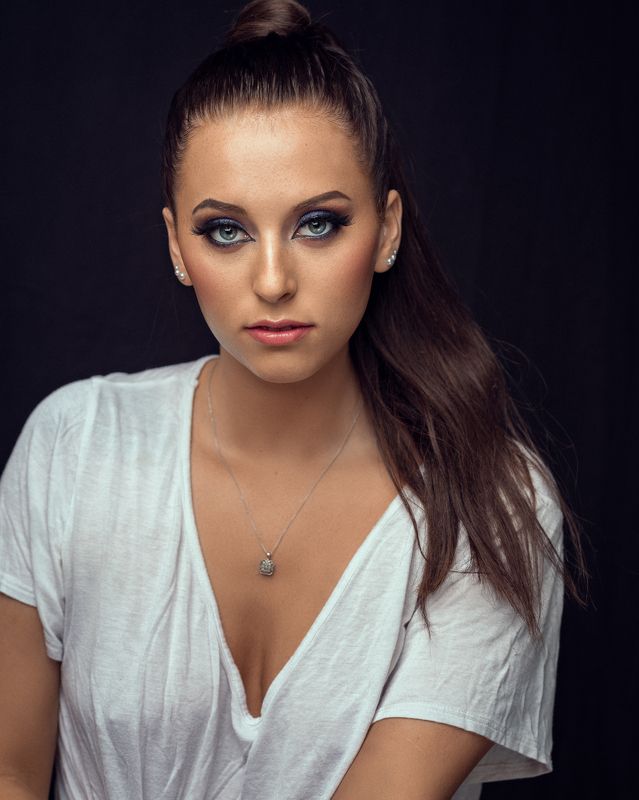 girl, female, fashion, model, studio, portrait, beauty Alyssa фото превью