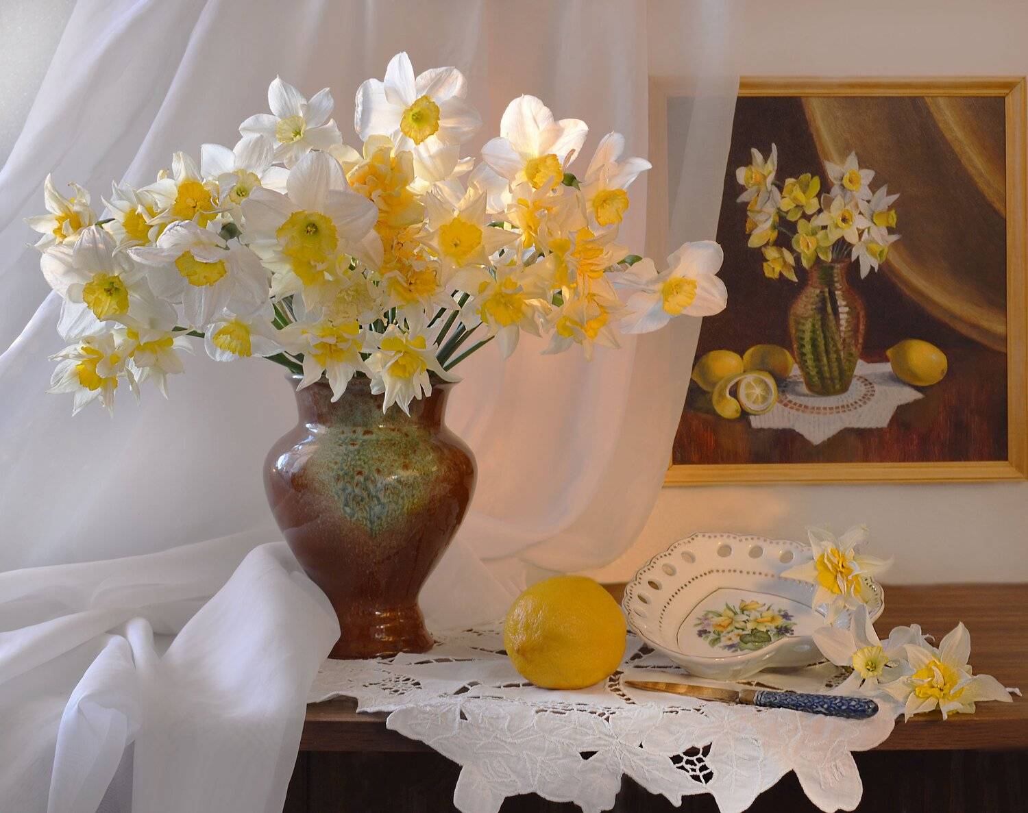 still life,натюрморт, весна, живопись, закат, картина, май, майский, масло, нарциссы, фото натюрморт, цветы, Колова Валентина