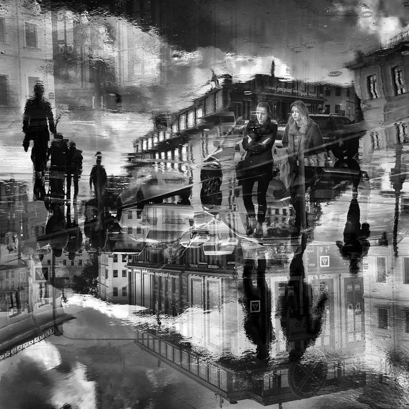 санкт-петербург, город, дождь, отражения, люди Двое в городе фото превью