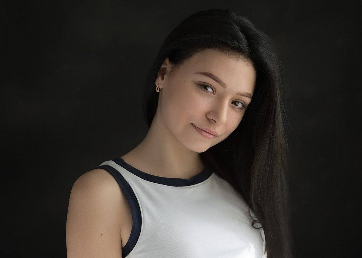 девушка; красивая; модель; естественный свет; студия; портрет; sigma art, Евгений Сибиряев