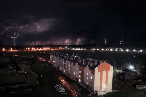 Люблю грозу в начале мая...