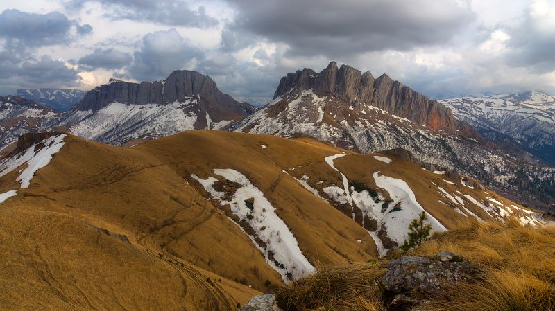 Velvet slopes at the Damn gate фото превью