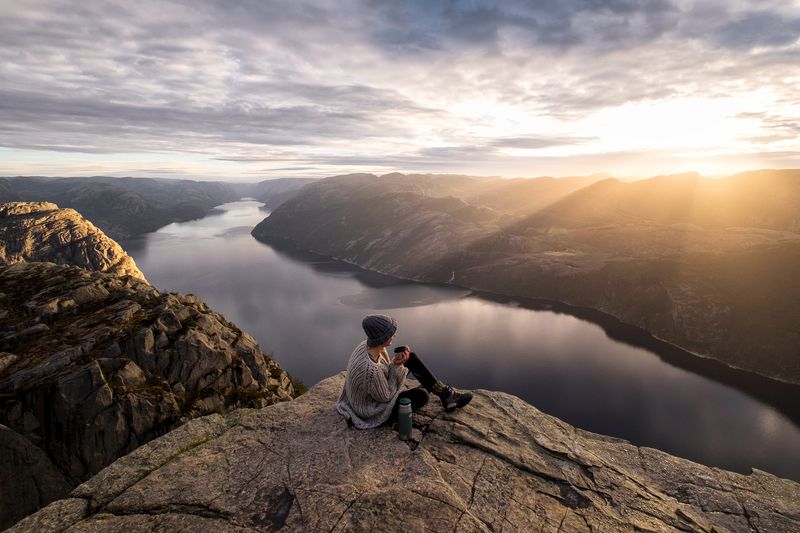 norway,canyon,sunrise,mountains,coffee Morning фото превью
