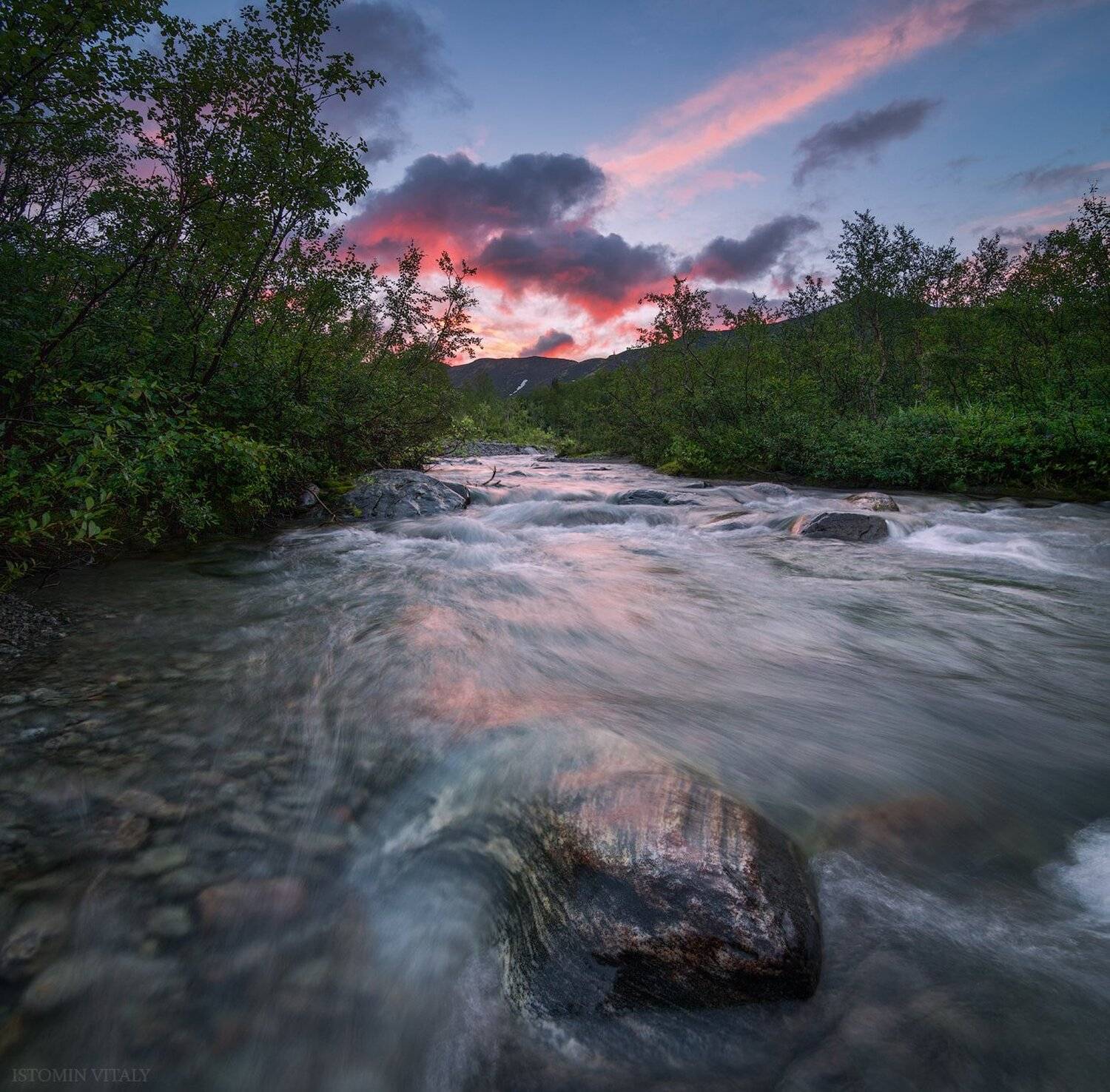 пейзаж,вода,цвет,россия,хибины,река,перспектива,лес,горы,панорама, Виталий Истомин
