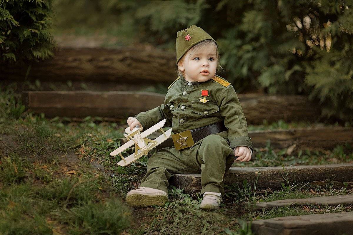 9 мая, девочка, дети на фото, детская фотосессия, детские фото, детский и семейный фотограф ольга францева, детский фотограф, детское фото, красотка, маленькие дети, праздник, радость, радость, счастье, ребенок, фотопрогулка, фотосессия, Францева Ольга