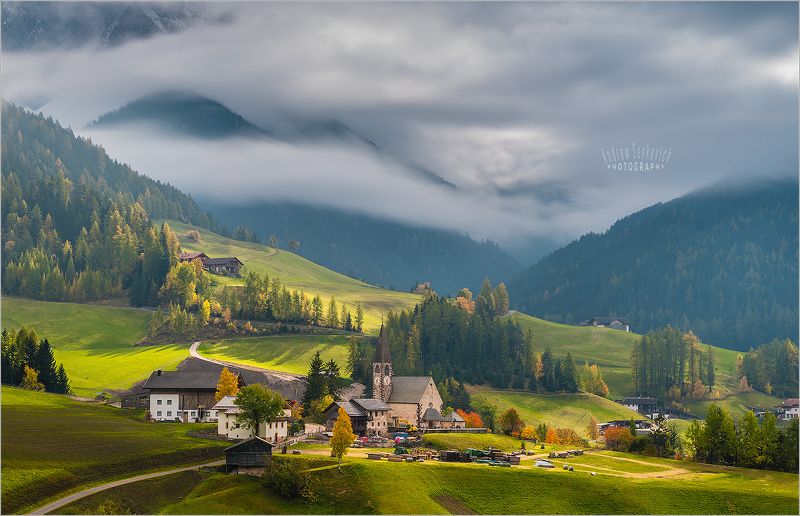 доломиты,осень,санта магдалена,облака В Санта Магдалене переменная облачность фото превью