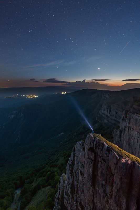 Оn the edge фото превью