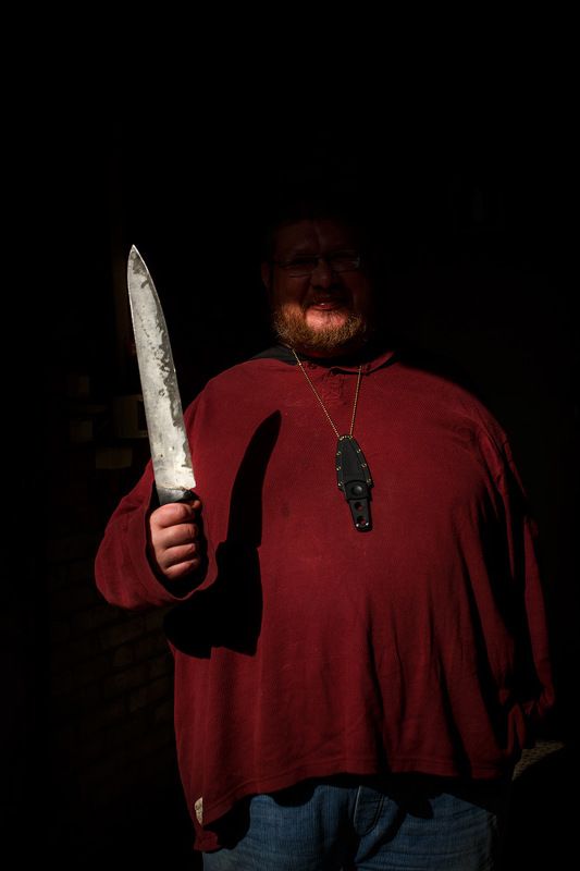 Портрет ночного сторожа при дневном свете. фото превью