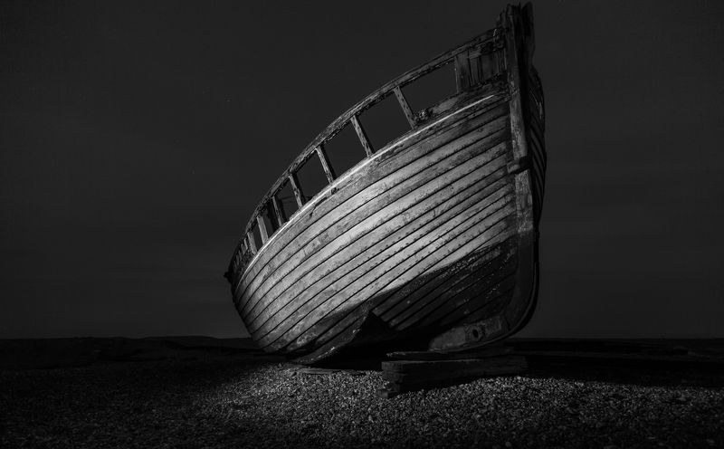 boat, night, travel, uk, Brighton, beach, canon, light, old, ship,  Lonely Boat  фото превью