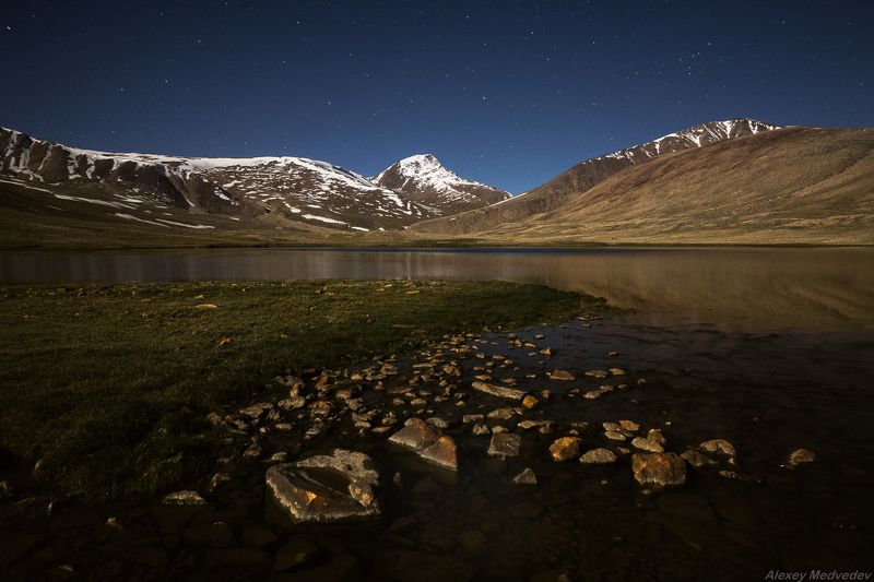 mountains, горы, Памир, скалы, Таджикистан, тракт, вахан, гбао, Tajikistan, бадахшан, памирский	 Ночная тишина фото превью