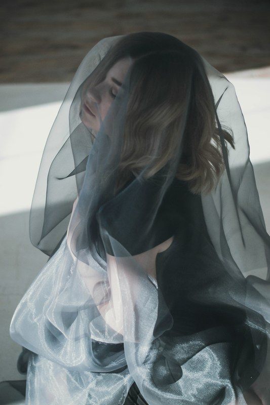 Smoky gray фото превью