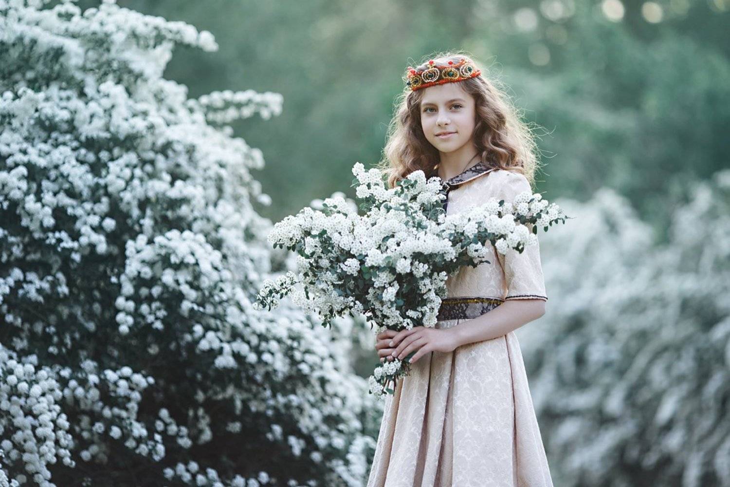 весна, девочка, дети, цветы, принцесса, воздух, цветущий, модный, семья, корона, платье, улыбка, весенний,, Марина Кондратова