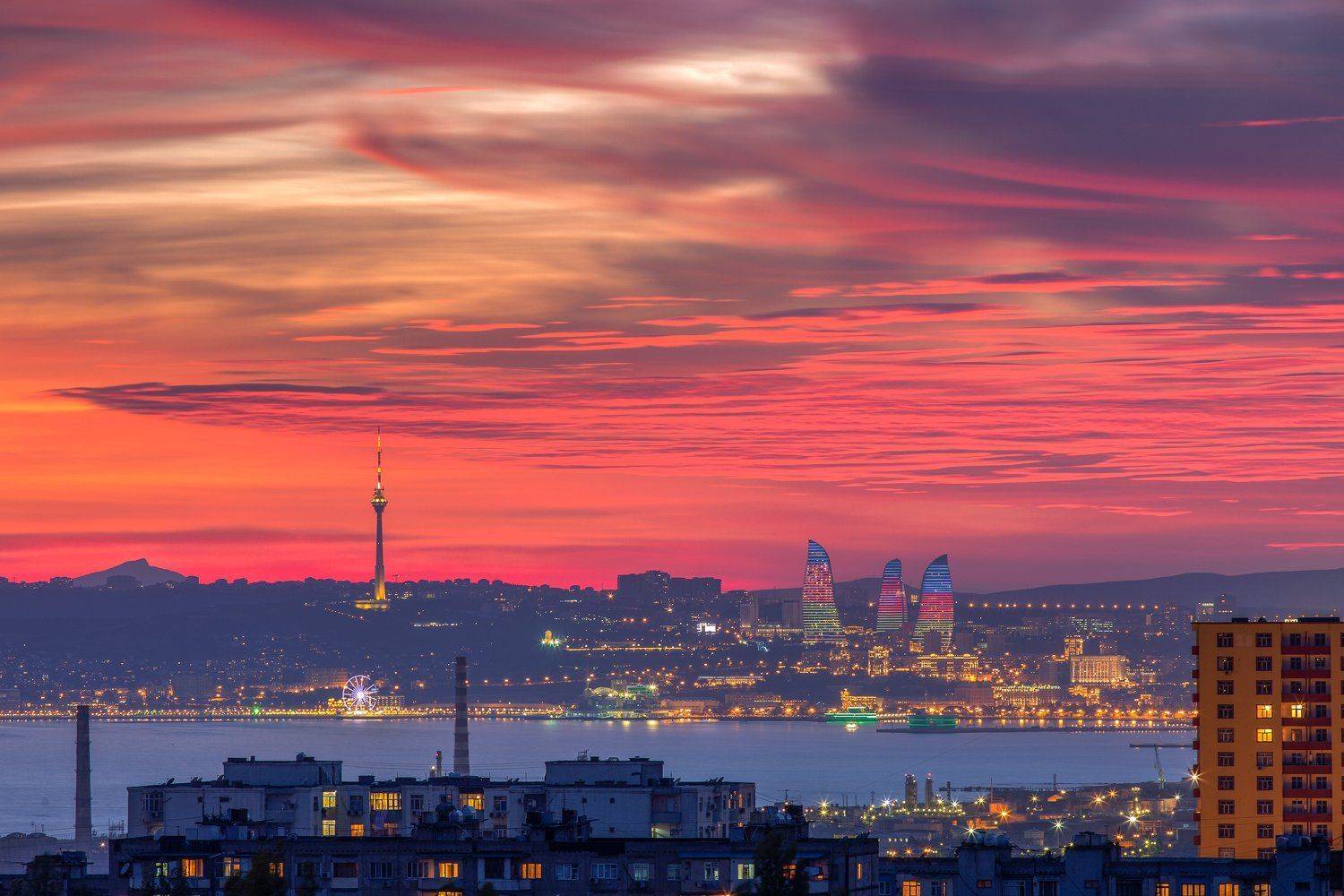 закат, небо, красный, пейзаж, город, архитектура, здания, море, Баку, Азербайджан, Денис Свечников