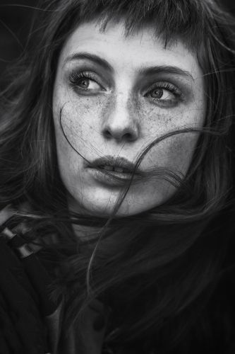 Dark Lens
