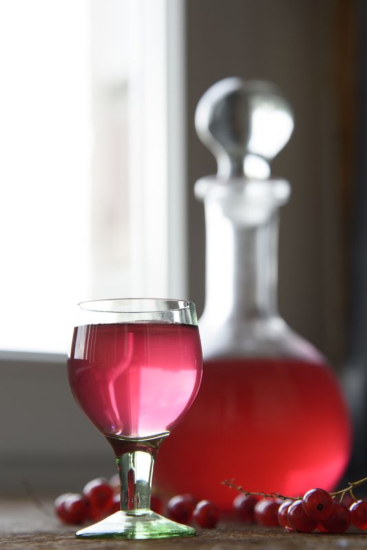 красная смородина, лето, смородиновый сок, ягода Красная смородина фото превью