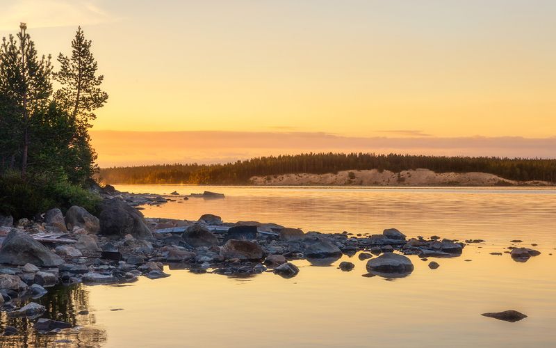 утро,озеро,рассвет,берег,камни, Летнее утро фото превью