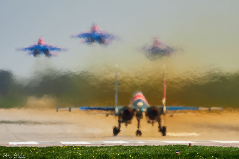 Полеты в честь юбилея Кубинки 2 фото превью