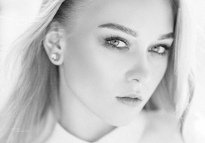 face, pretty, hair, skin, lips, eye, fashionable, elegant, girl, beauty, beautiful, fashion, model, female, young, eyes, white, glamour, cute, style, portrait, fashion, model, black and white, bw, light * * * фото превью