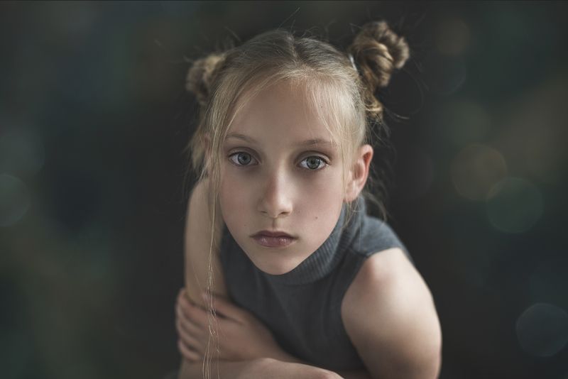 girl, portrait, natural light, Nadia фото превью