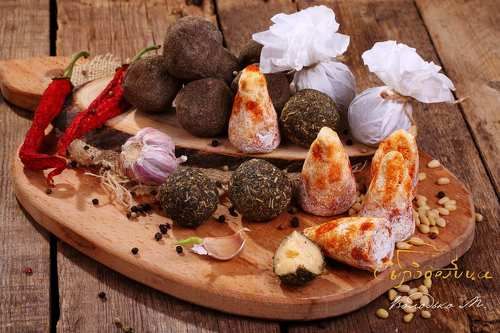 Сыры из семейства пармезановых