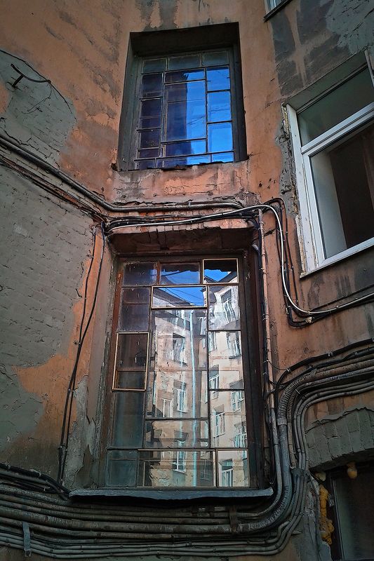#deep.spb, #deepspb, #санктпетербург, #петербург, #спб, #питер, #saintpetersburg, #petersburg, #spb, #piter, #город, #city, #street, #streetphoto, #streetphotography, #cityscape, #urbex, #urbexphoto, #urbanexploration, #abandoned, #architecture, #abstract 180520-1 фото превью